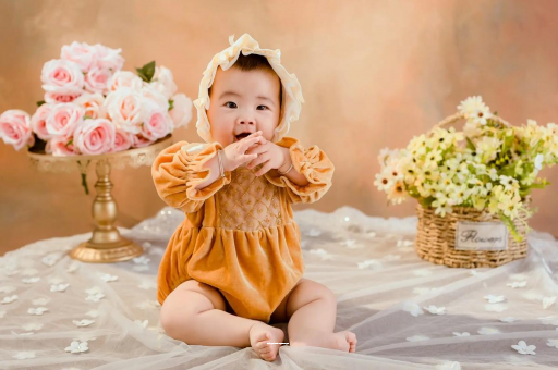 伊犁哈萨克孕妇脖子长小疙瘩